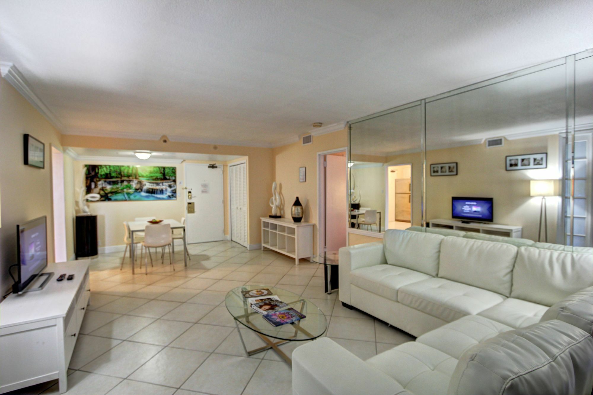 Private Apartments By Vacations On Маями Бийч Екстериор снимка