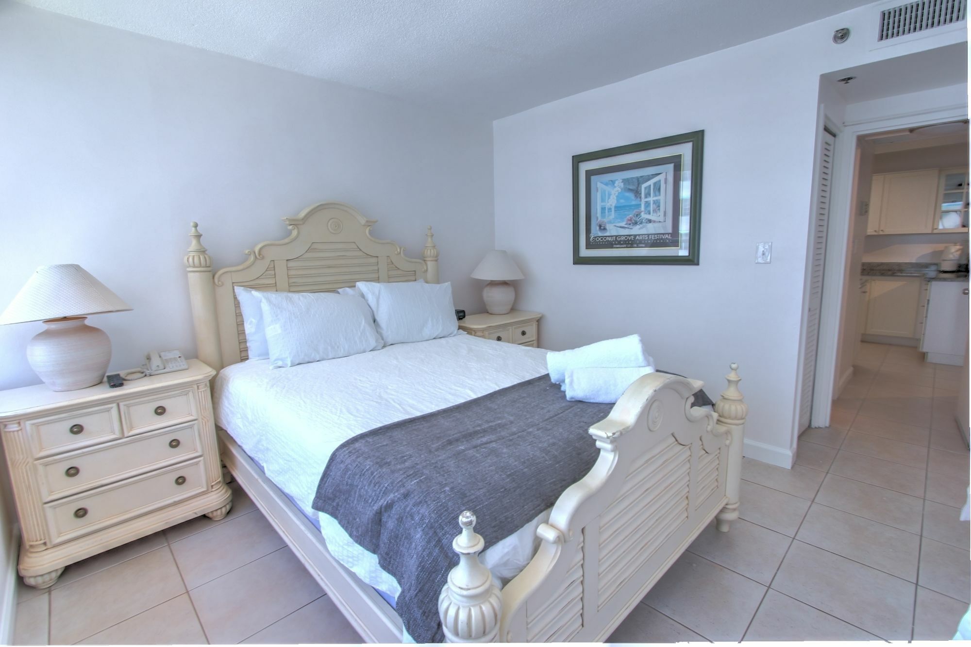 Private Apartments By Vacations On Маями Бийч Екстериор снимка