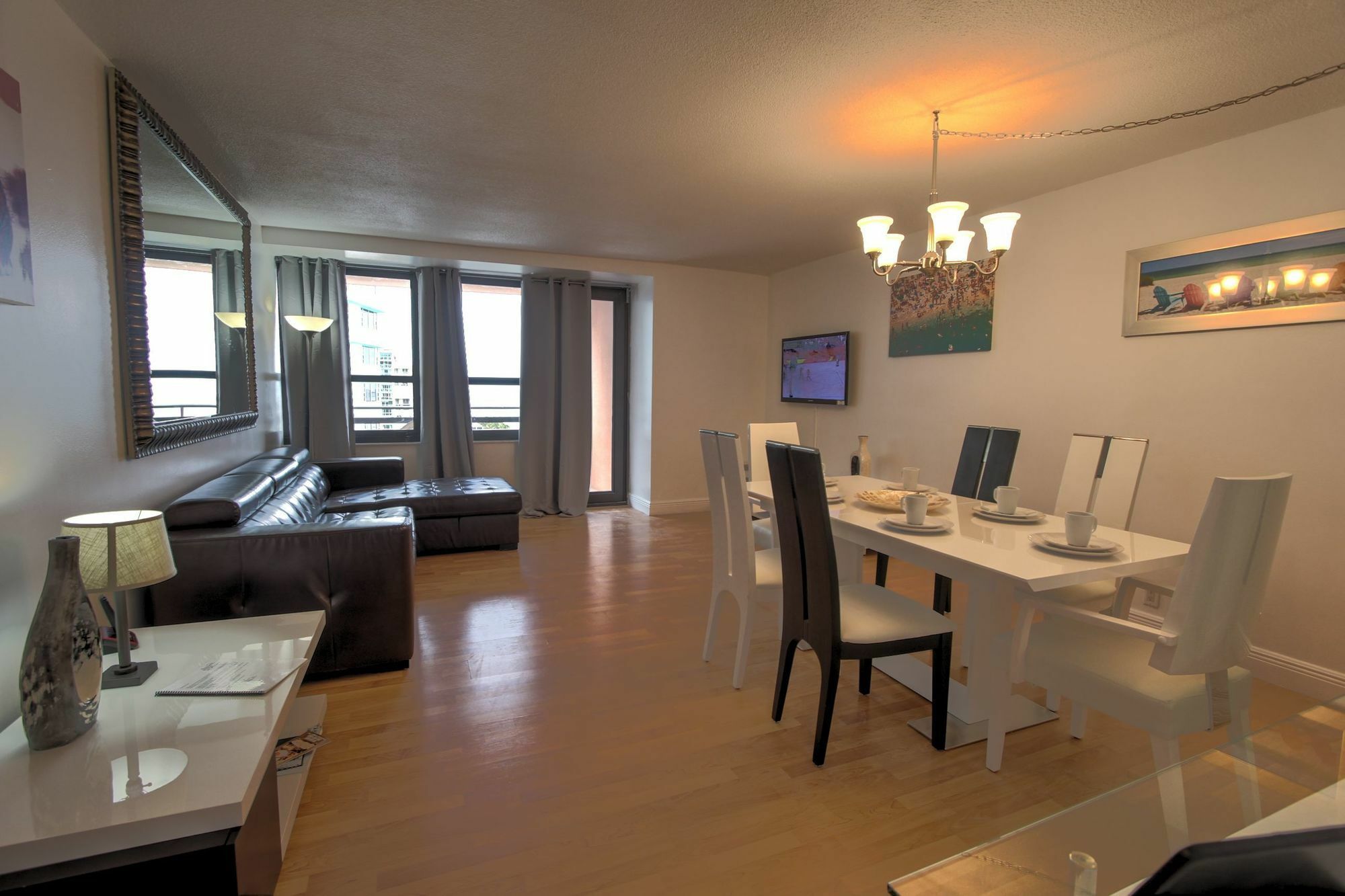 Private Apartments By Vacations On Маями Бийч Екстериор снимка