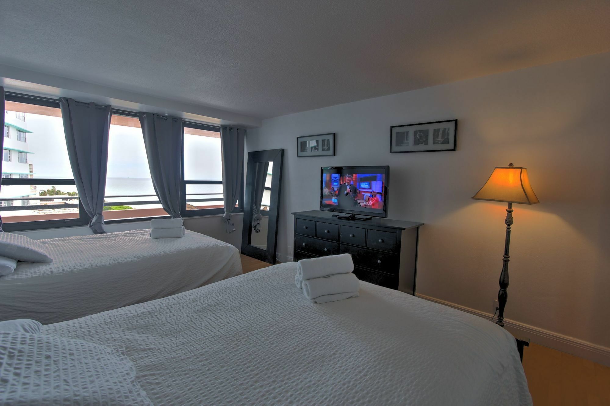 Private Apartments By Vacations On Маями Бийч Екстериор снимка