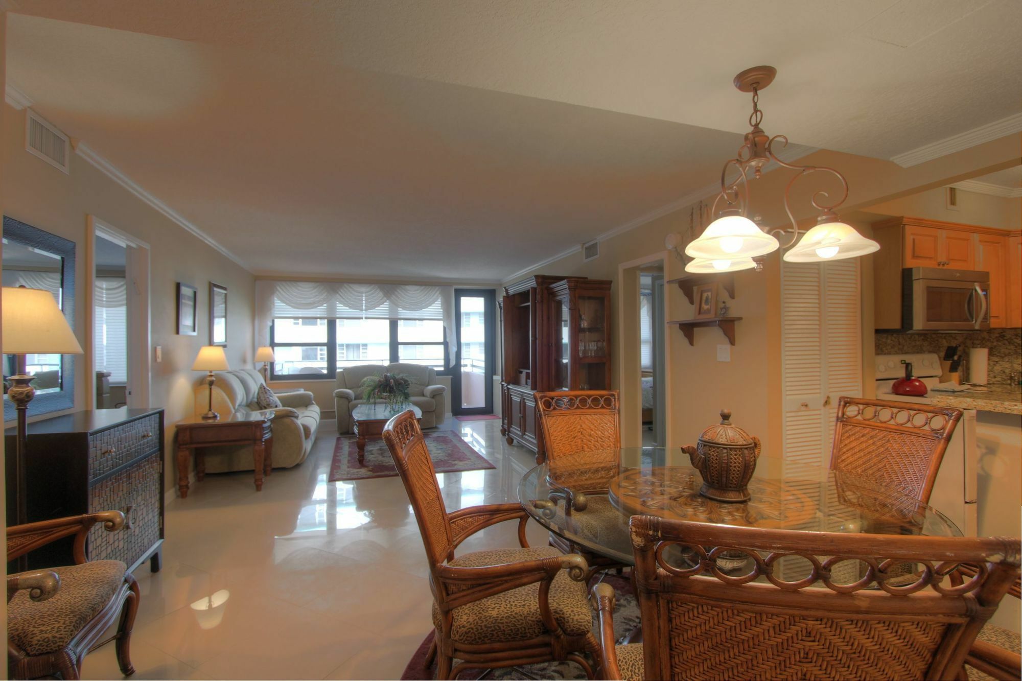 Private Apartments By Vacations On Маями Бийч Екстериор снимка